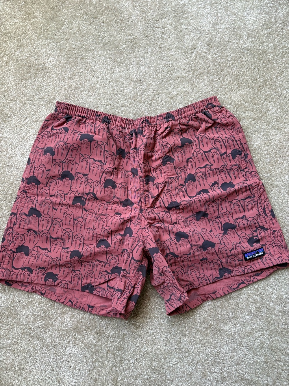 Patagonia Baggies Men’s Coral Red Walrus Printed Shorts